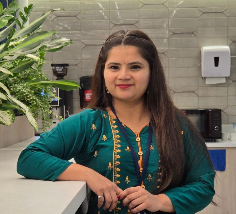 Priyanka - Chamakta Sitara